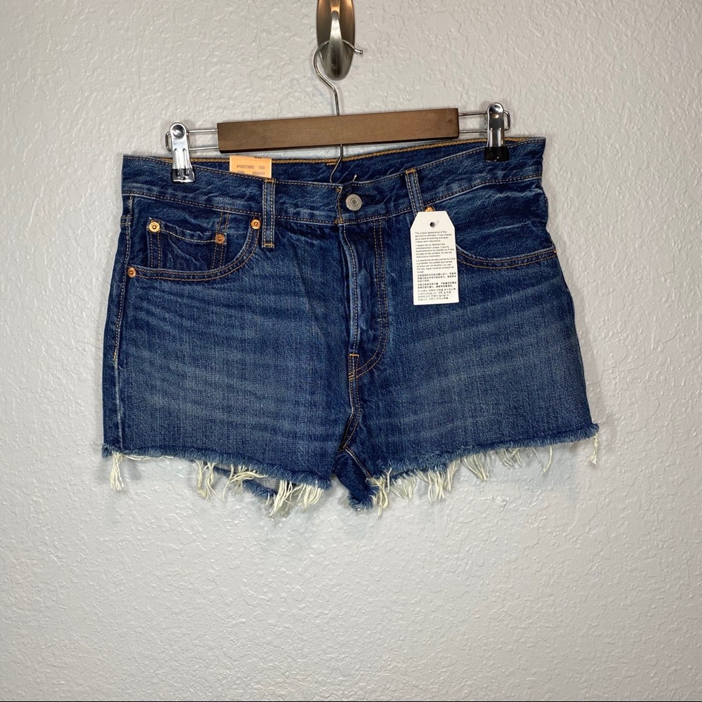 Levi’s | 501 Original Fit Straight‎ Leg Button Fly